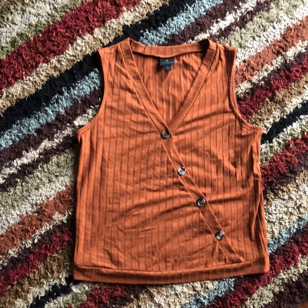 Worthington orange sleeveless blouse